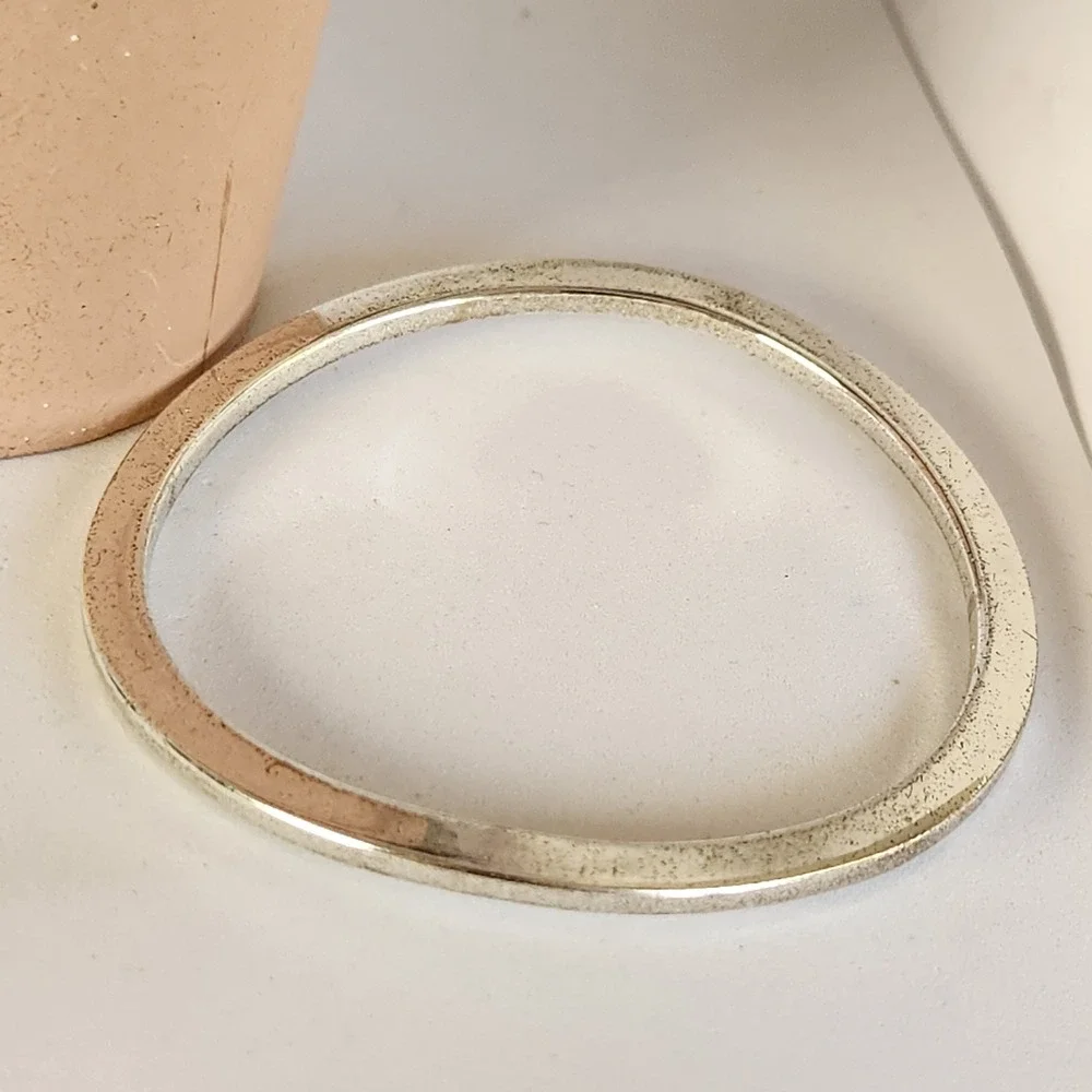 Silver Tone Minimalist Polished Round Slip On Bangle Bracelet Slim Stackable 2.5